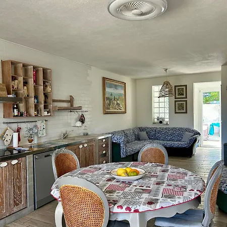 Vittoria Solanas (Cagliari)