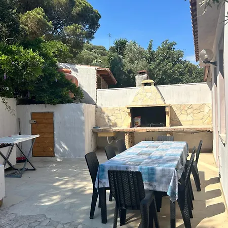 Vittoria Hébergement de vacances Solanas (Cagliari)